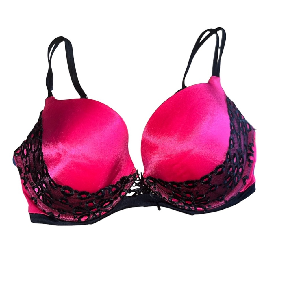 Victoria’s Secret Very Sexy Push-Up Bra Size 34 DD